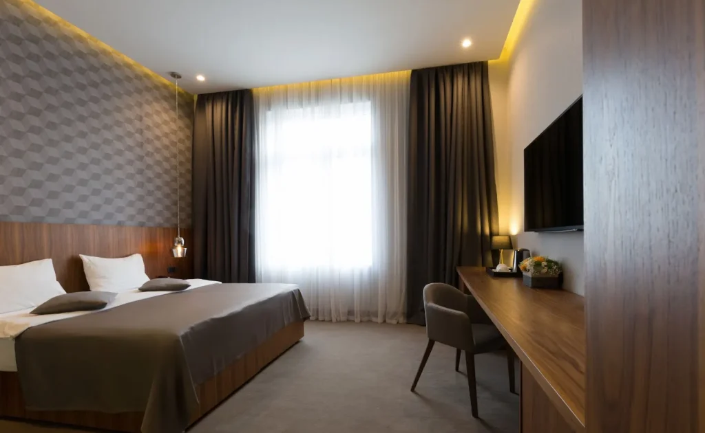 Một phòng khách sạn sang trọng