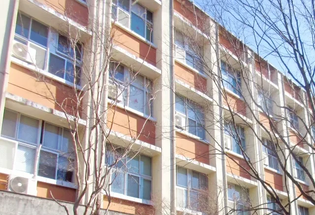 Một nhóm sinh viên trong lớp học