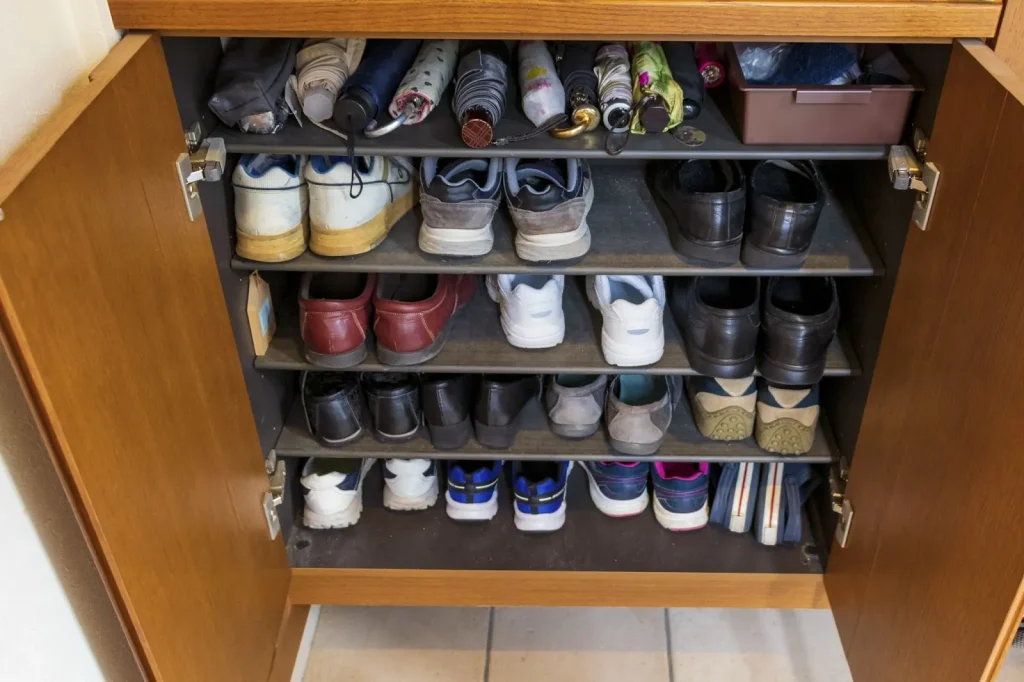 Lối vào một ngôi nhà kiểu phương Tây