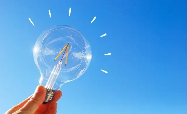 Một nhóm học sinh đang học tập