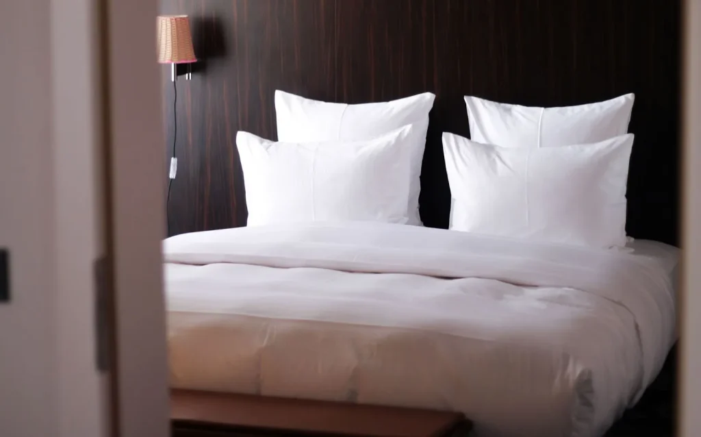 Một phòng khách sạn sang trọng