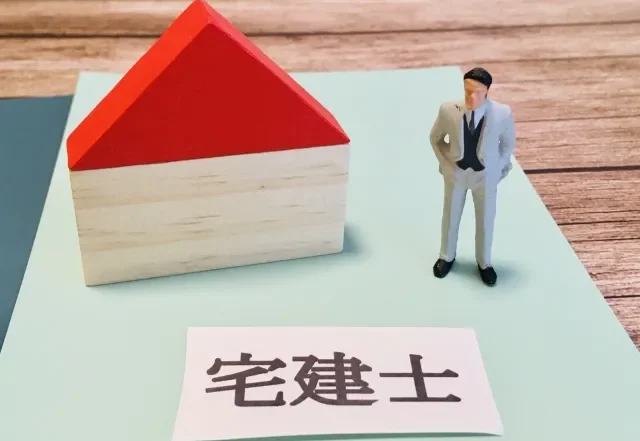 Một người đàn ông đang tự tin