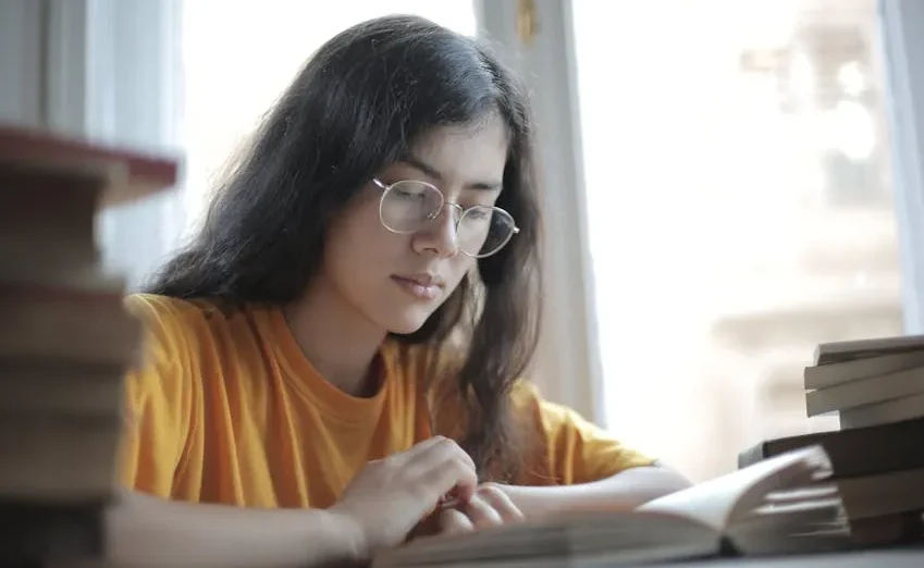 Một nhóm người đang thảo luận