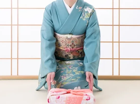 Hình ảnh Kimono Hōmongi