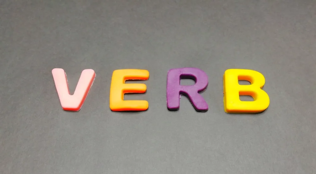 Một cô gái đang suy nghĩ