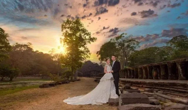 Một cặp đôi đang thảo luận nghiêm túc