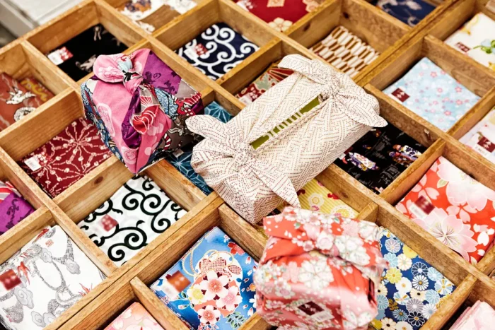 Khăn gói Furoshiki đầy màu sắc được yêu thích